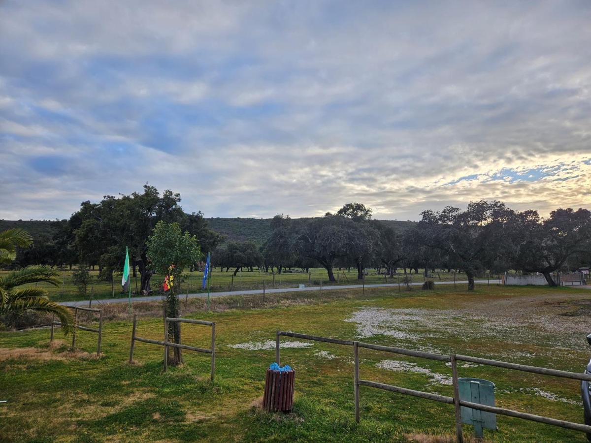 Hotel Rural Portilla De Monfraguee Toril  Dış mekan fotoğraf