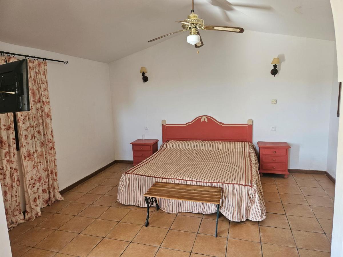 Hotel Rural Portilla De Monfraguee Toril  Dış mekan fotoğraf